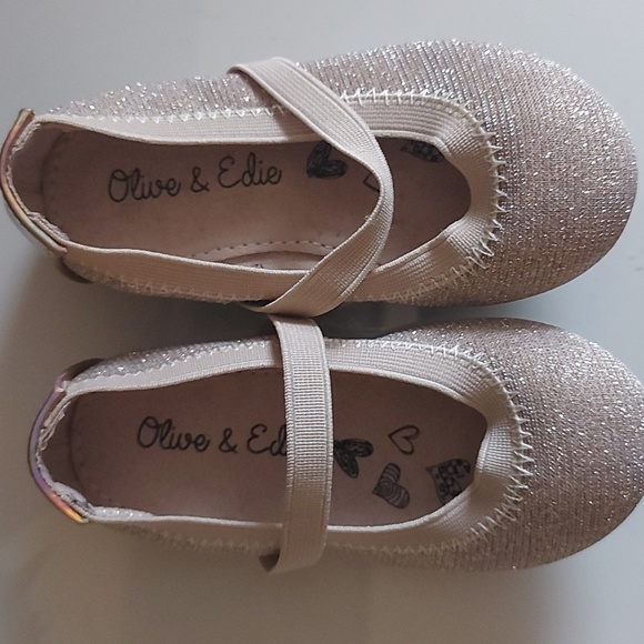 Cute Kids Flats - Picture 2 of 4